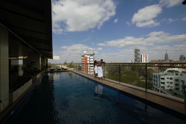 Swiss Lenana Mount Hotel