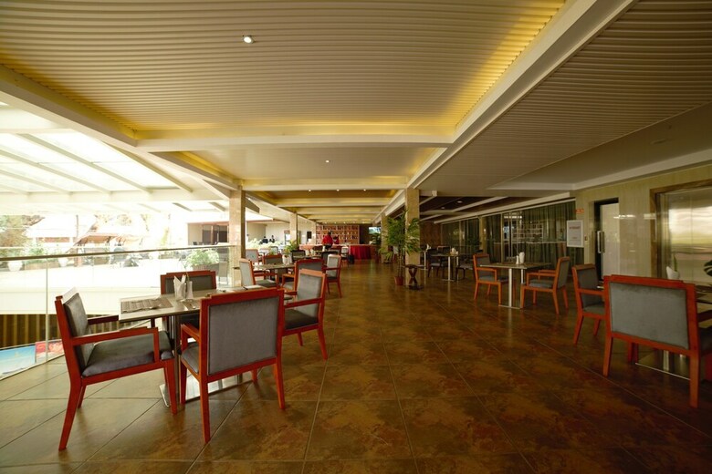 Swiss Lenana Mount Hotel