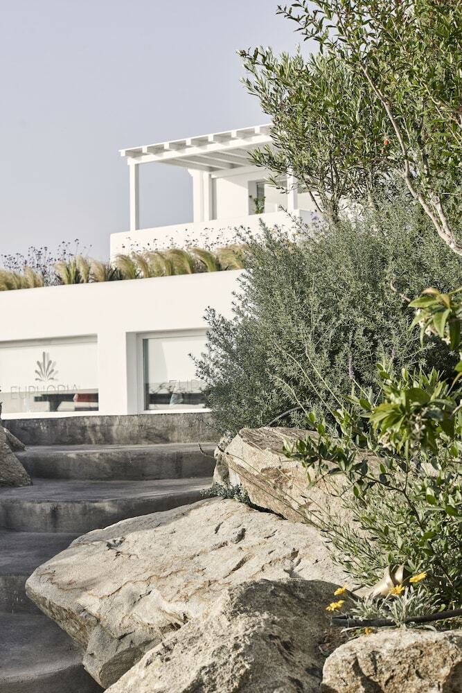 Myconian Kyma - Design Hotels