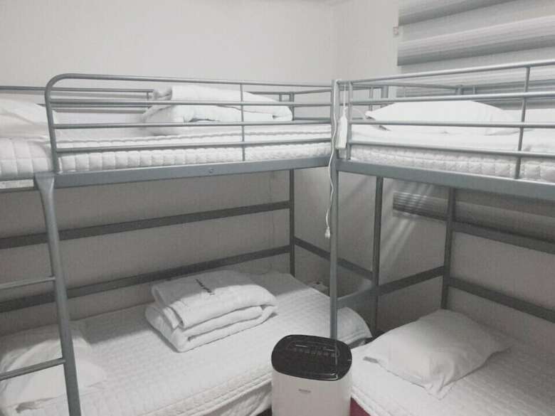 Hostal Orange Guesthouse - Hostel