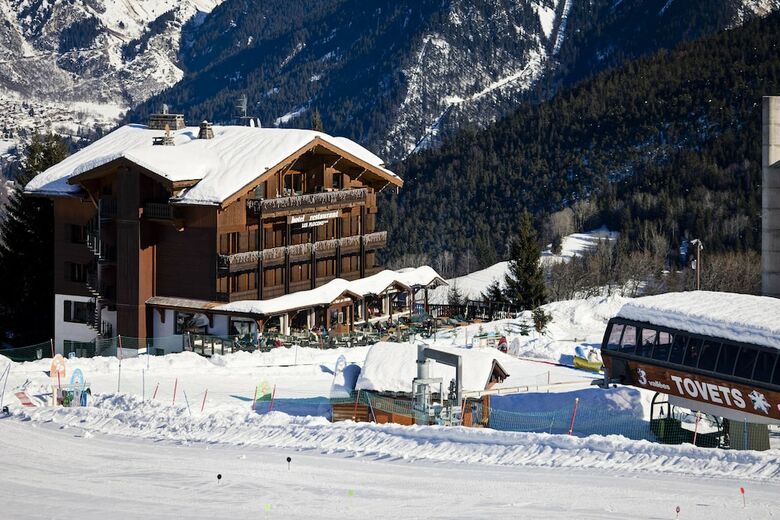 Hotel H�tel Les Flocons