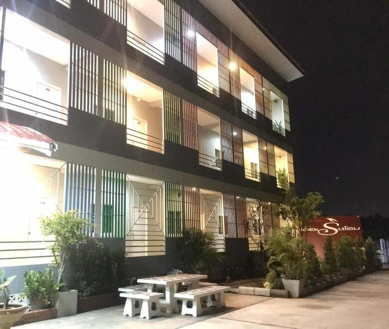 Hotel The Rich Home