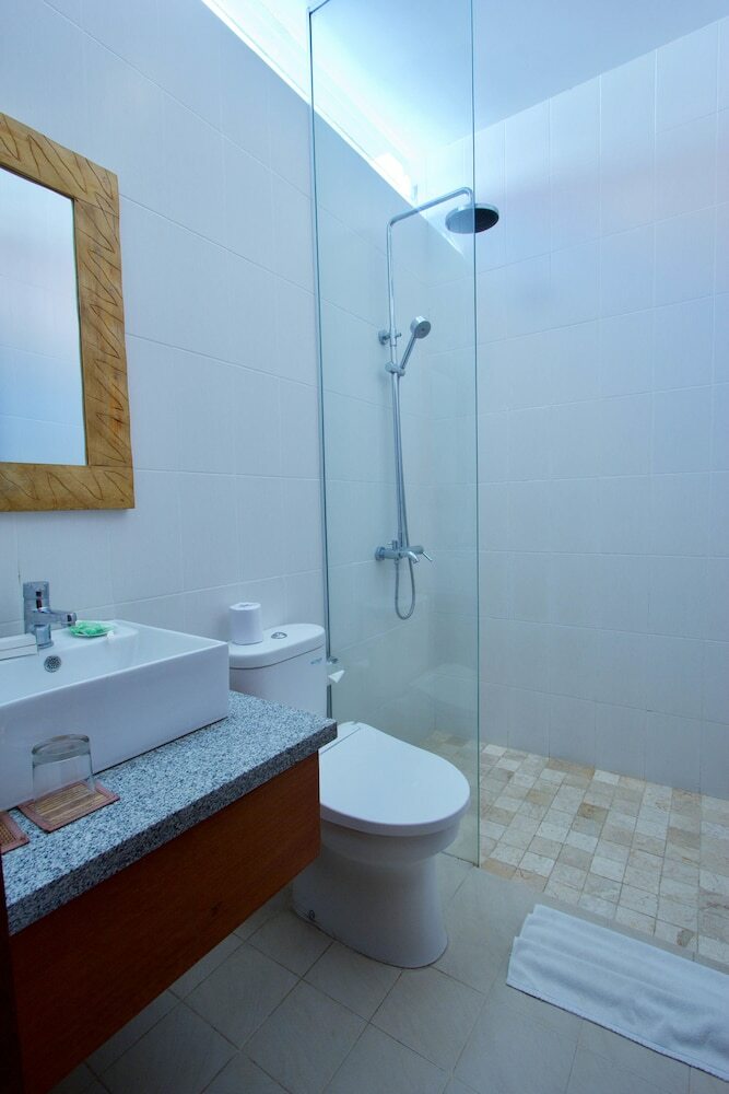 Asoka Hotel And Suite