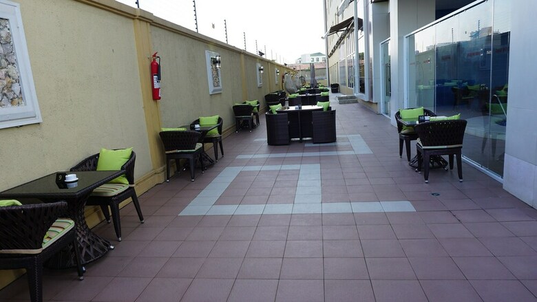 Pearlwort Hotel And Suites