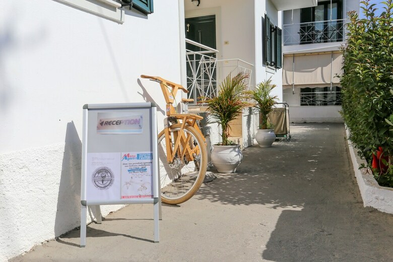 Koukounari Apartments