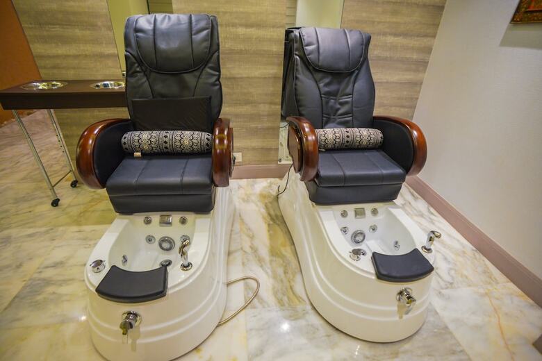 Hotel Efcee Sarovar Portico Bhavnagar
