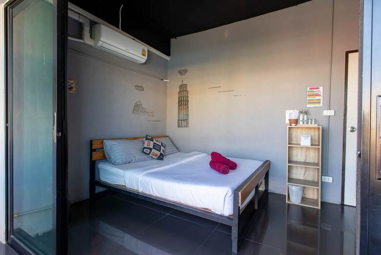 Hotel La Belle Nuit House