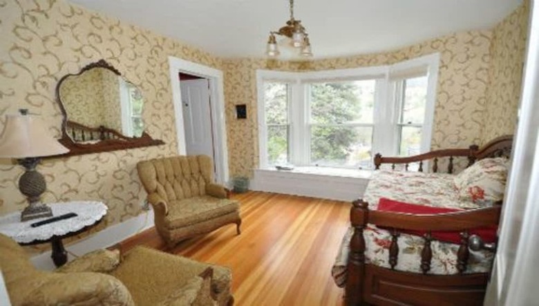 Avenue Hotel Bed & Breakfast