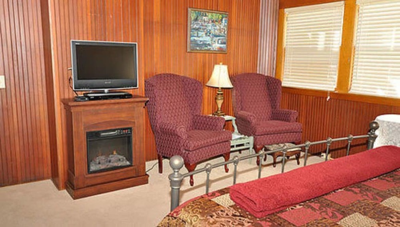 Avenue Hotel Bed & Breakfast