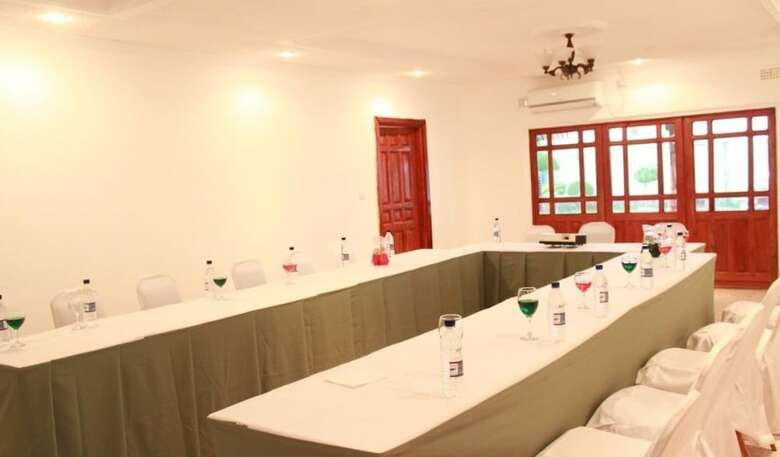 Posada Sunset Junction Lodges & Tours