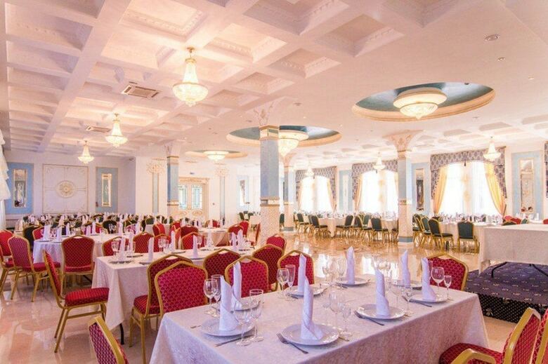 Hotel Golden Night