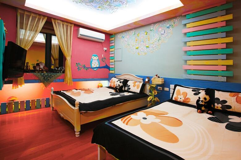 3dsunflower Embossed B&B