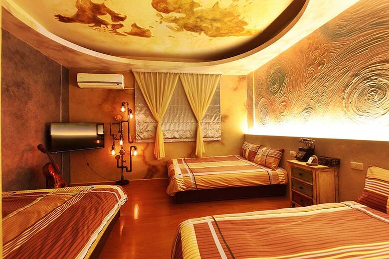 3dsunflower Embossed B&B