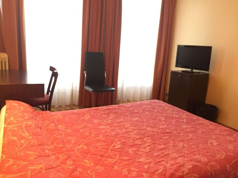 Hotel H�tel Des Pyr�n�es - Nation