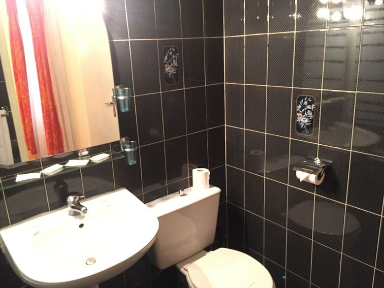 Hotel H�tel Des Pyr�n�es - Nation