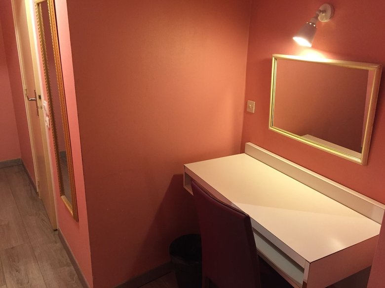 Hotel H�tel Des Pyr�n�es - Nation