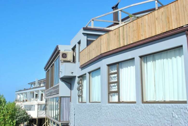 Hotel Wilderness Beach Resort