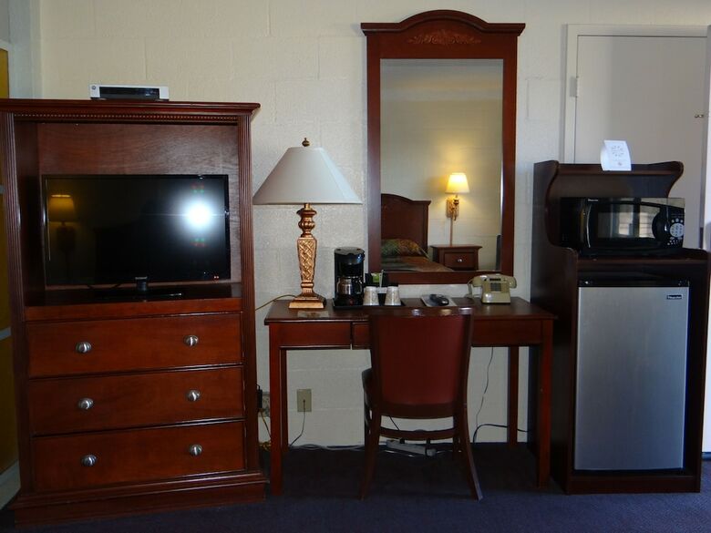 Motel Economy Inn Corning