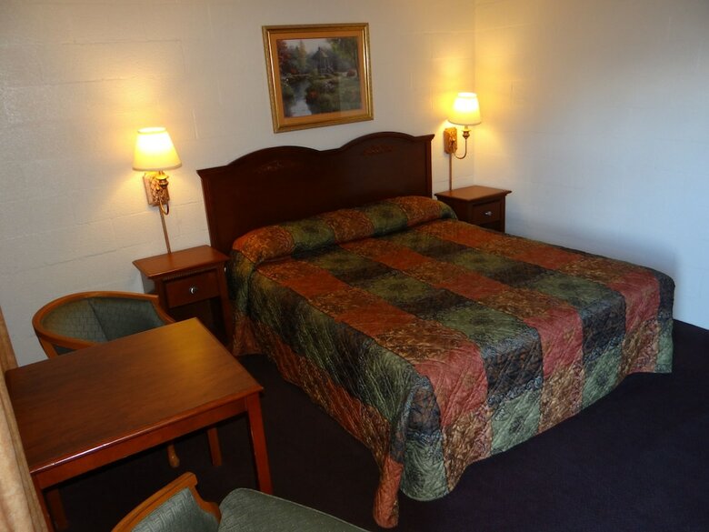 Motel Economy Inn Corning
