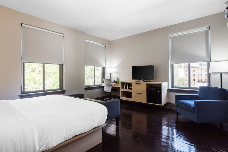 The Waters, Ascend Hotel Collection