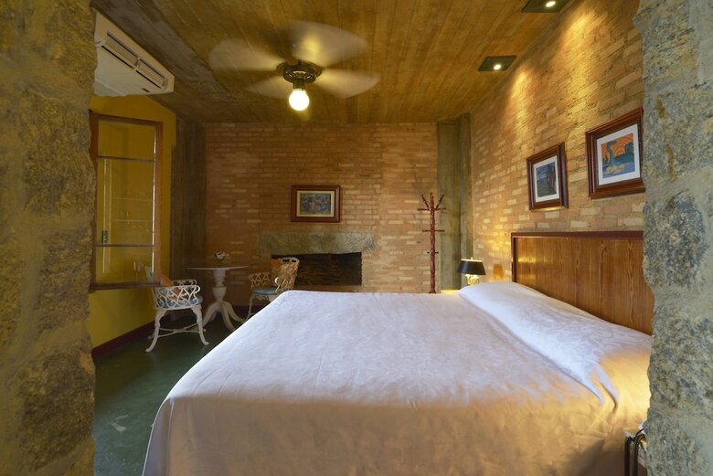 Velinn Hotel Maison Joly