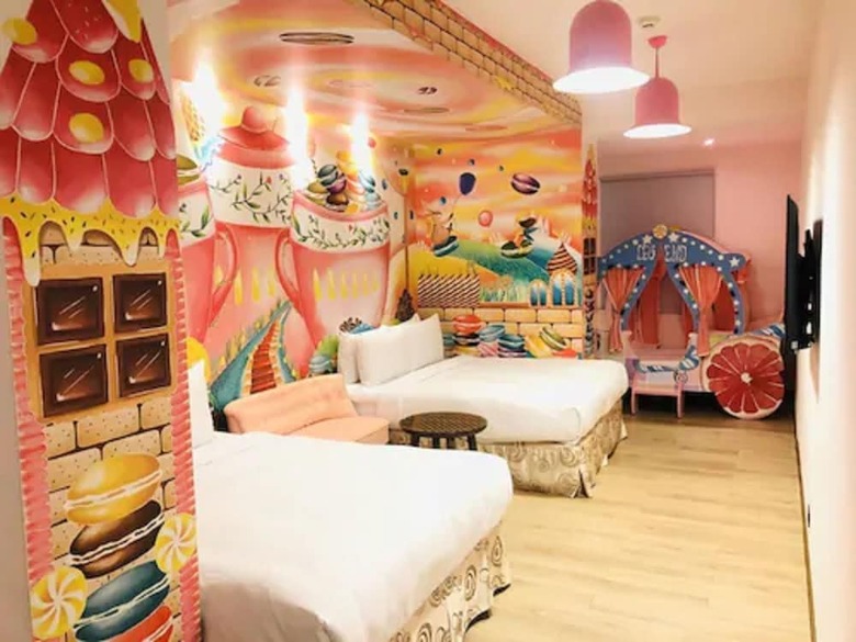 Legend Hotel Pier 2