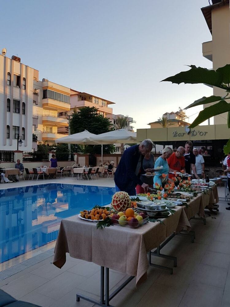 Blue Heaven Apart Hotel