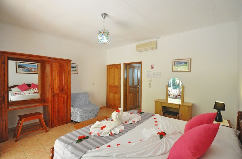 Hotel Acquario Villa