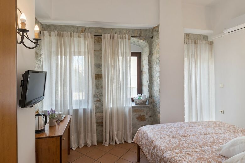 Hotel Iliada Rooms