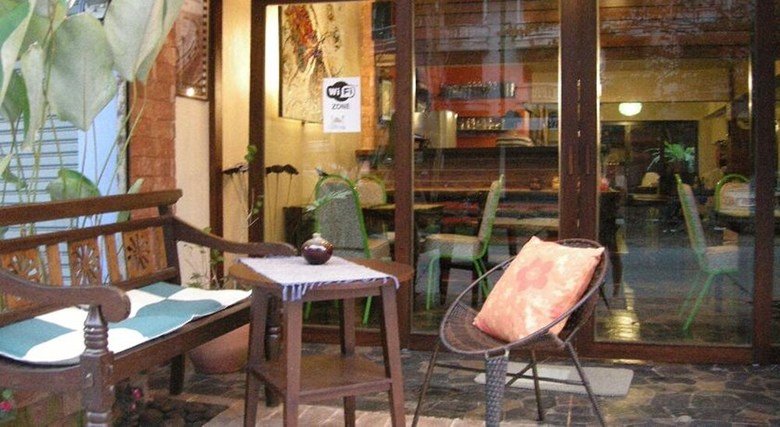 Hostal Nice Inn Town Residence