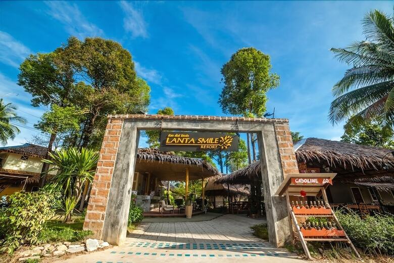 Hotel Lanta Smile Resort @longbeach