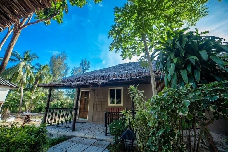Hotel Lanta Smile Resort @longbeach