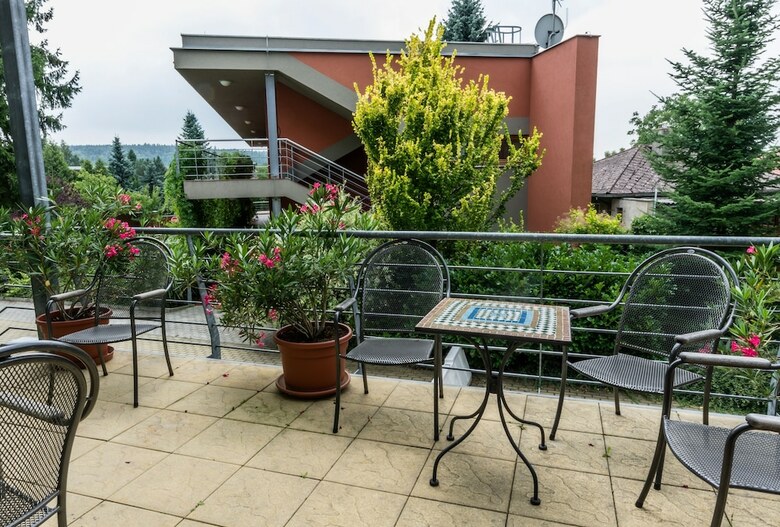 Hotel Pavilon
