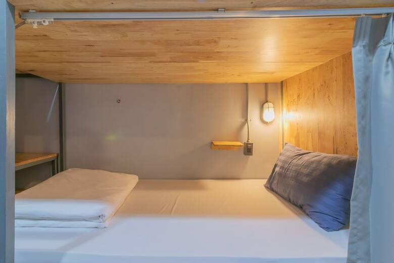 Hostal Plubpla Hostel