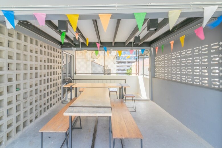 Hostal Plubpla Hostel