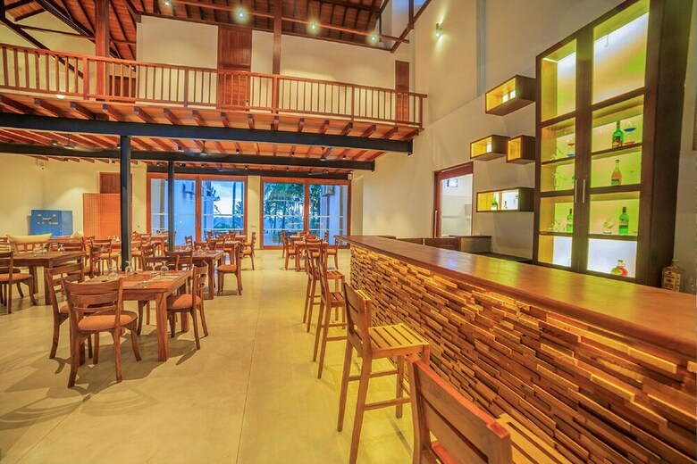 Hotel R Degrees - Ambalangoda