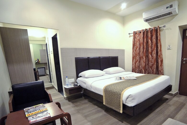 Taj Mahal Hotel Abids