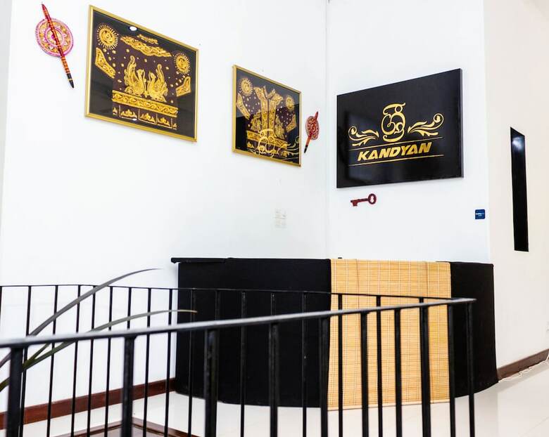 Hotel Sri Kandyan Bungalow