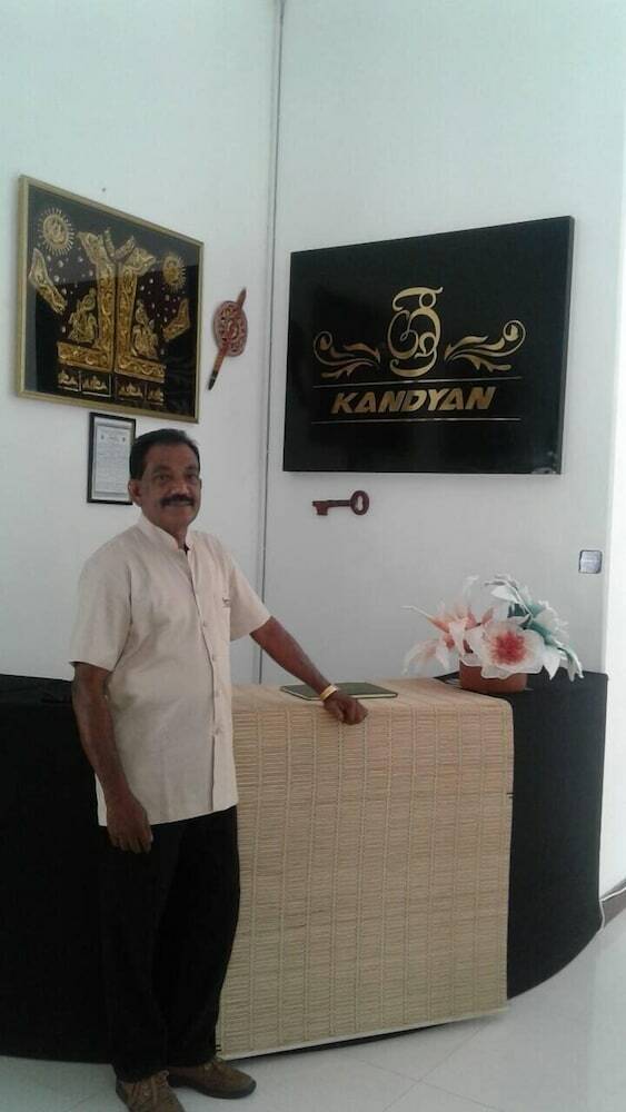 Hotel Sri Kandyan Bungalow
