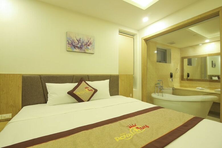 Royal Huy Hotel
