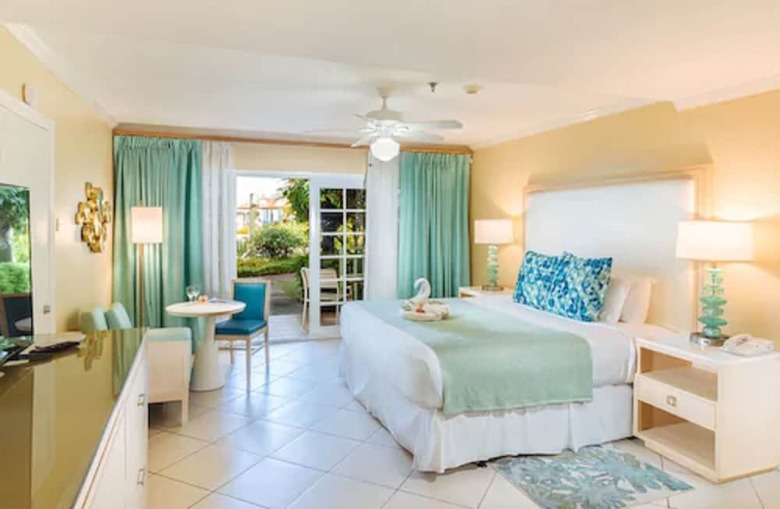 Hotel Bay Gardens Beach Resort