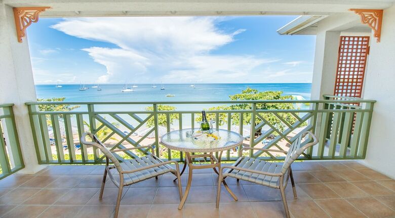 Hotel Bay Gardens Beach Resort