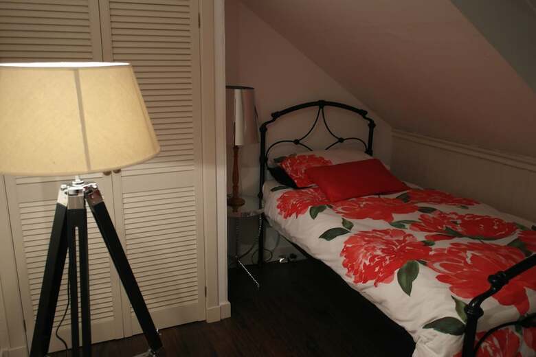 Robert The Bruce Apartment