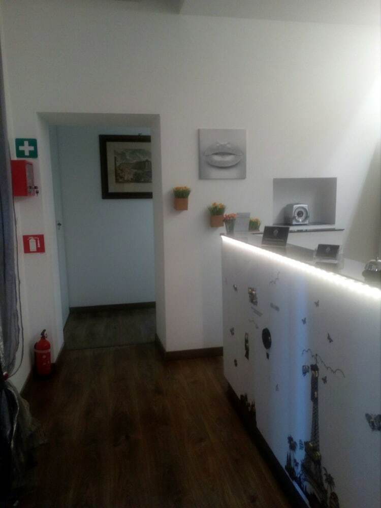 Hotel Laterani Dfm