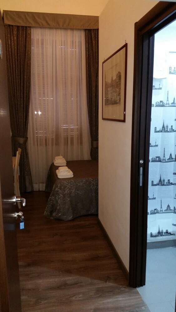 Hotel Laterani Dfm