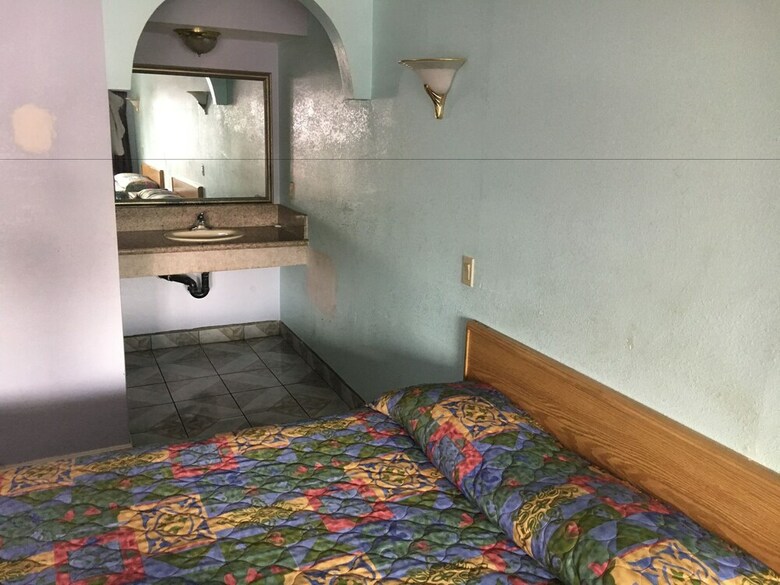 Budget Motel