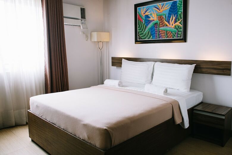 Leope Hotel