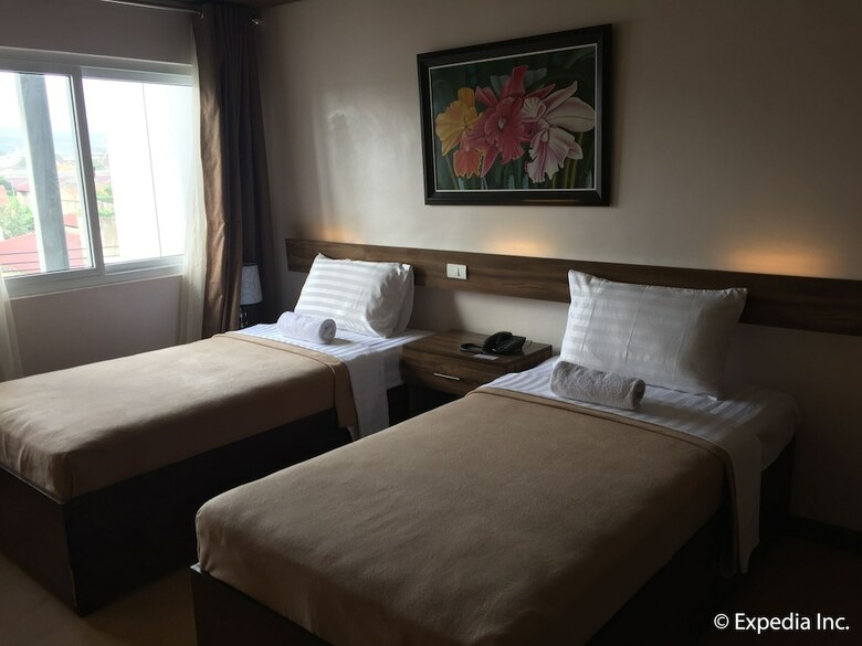 Leope Hotel