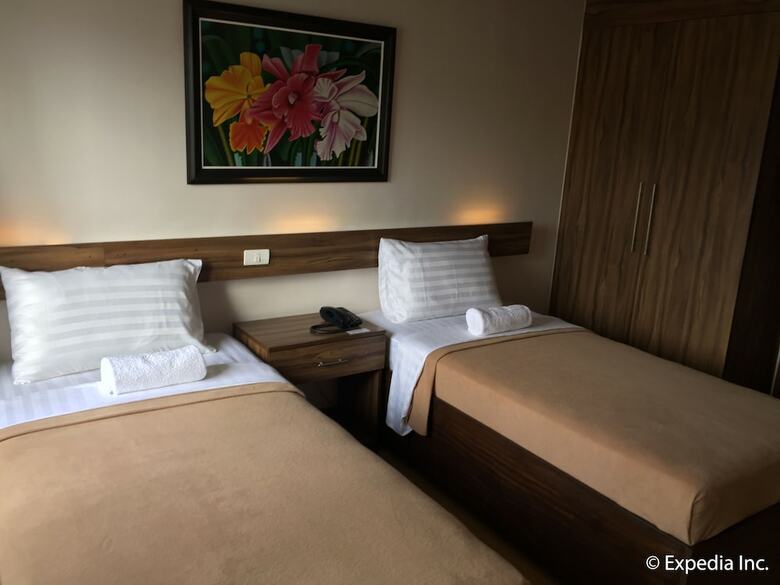 Leope Hotel