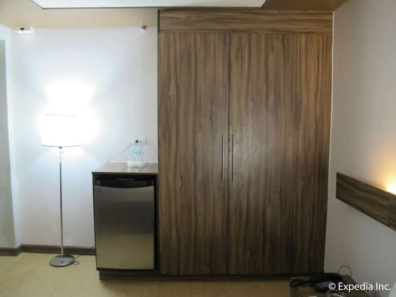 Leope Hotel